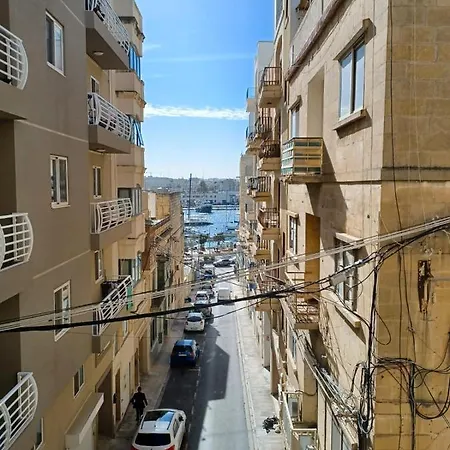 Partial Seaview 4 Bedroom Apt